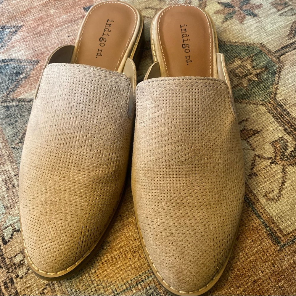 Indigo Rd. Tan Mule
